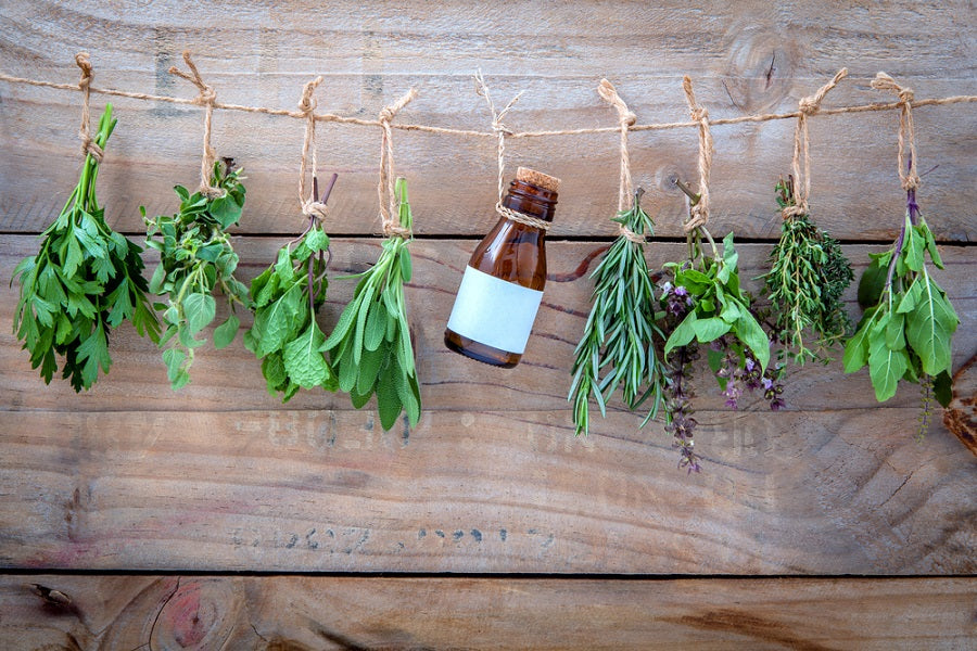 The Do's and Don'ts of Cooking with Essential Oils